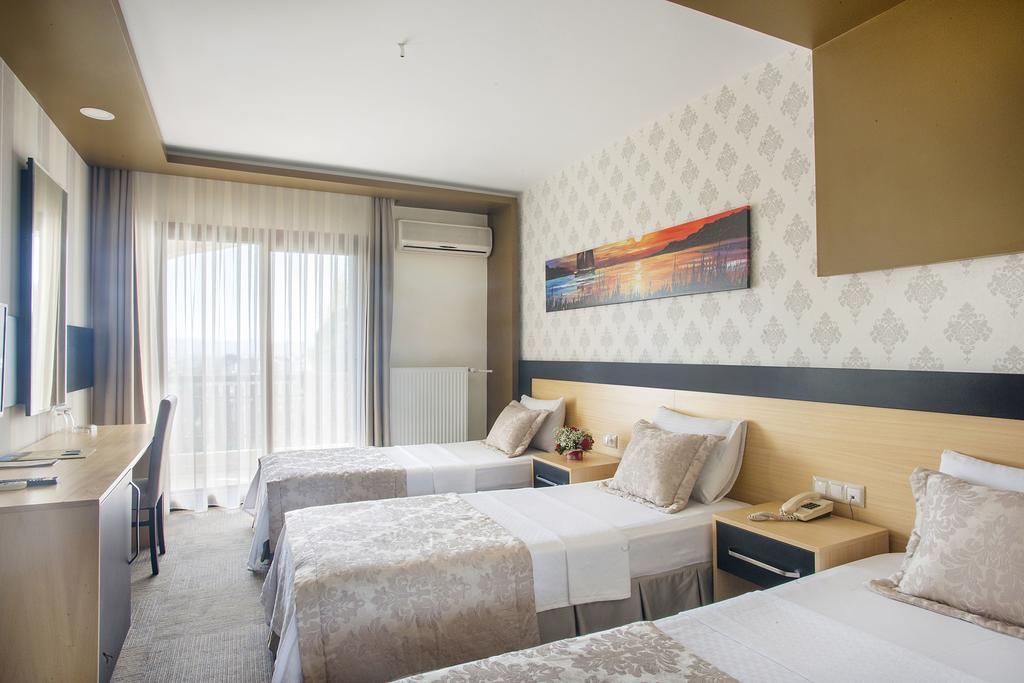 Berksoy Hotel Бергама Екстериор снимка